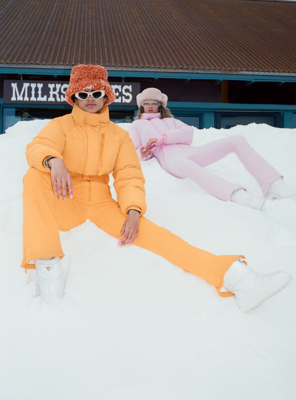 Discover the Ultimate in Alpine Style and Warmth with the Myoko Ski Suit